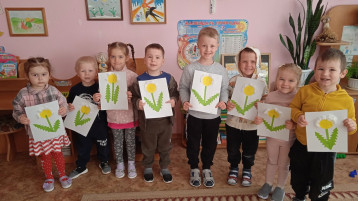 Сегодня мы отмечаем Всемирный день одуванчика Сегодня мы отмечаем Всемирный день одуванчика.